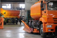 Комбинированная дорожная машина на базе шасси КАМАЗ-6520