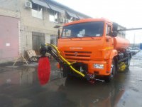 Поливомоечная машина на базе шасси КАМАЗ-43253